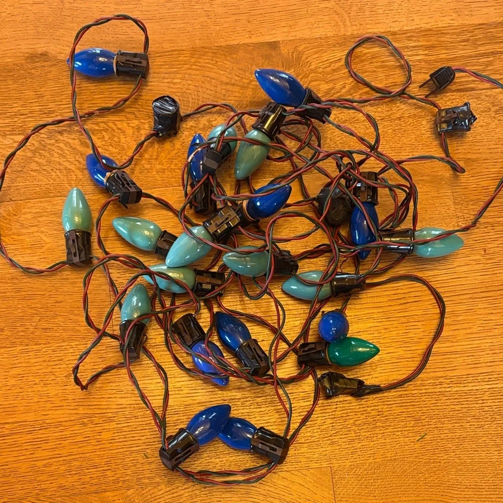 Vintage 50s-60s Christmas Blue & Green 25 Light Strand Size C9